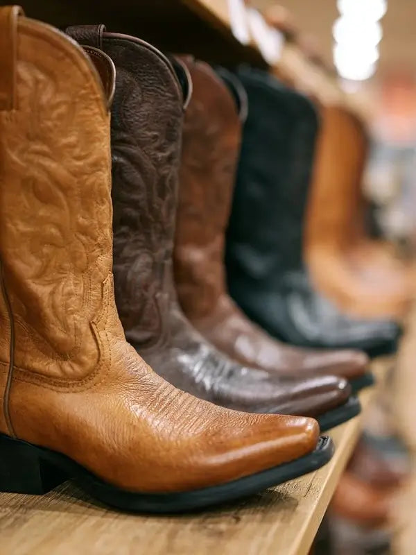 mens-pull-on-boots