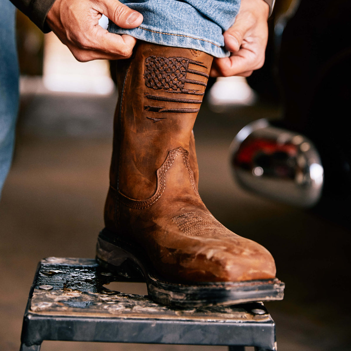 Ariat Mens WorkHog XT Patriot Waterproof Carbon Toe Work Boot-10036002