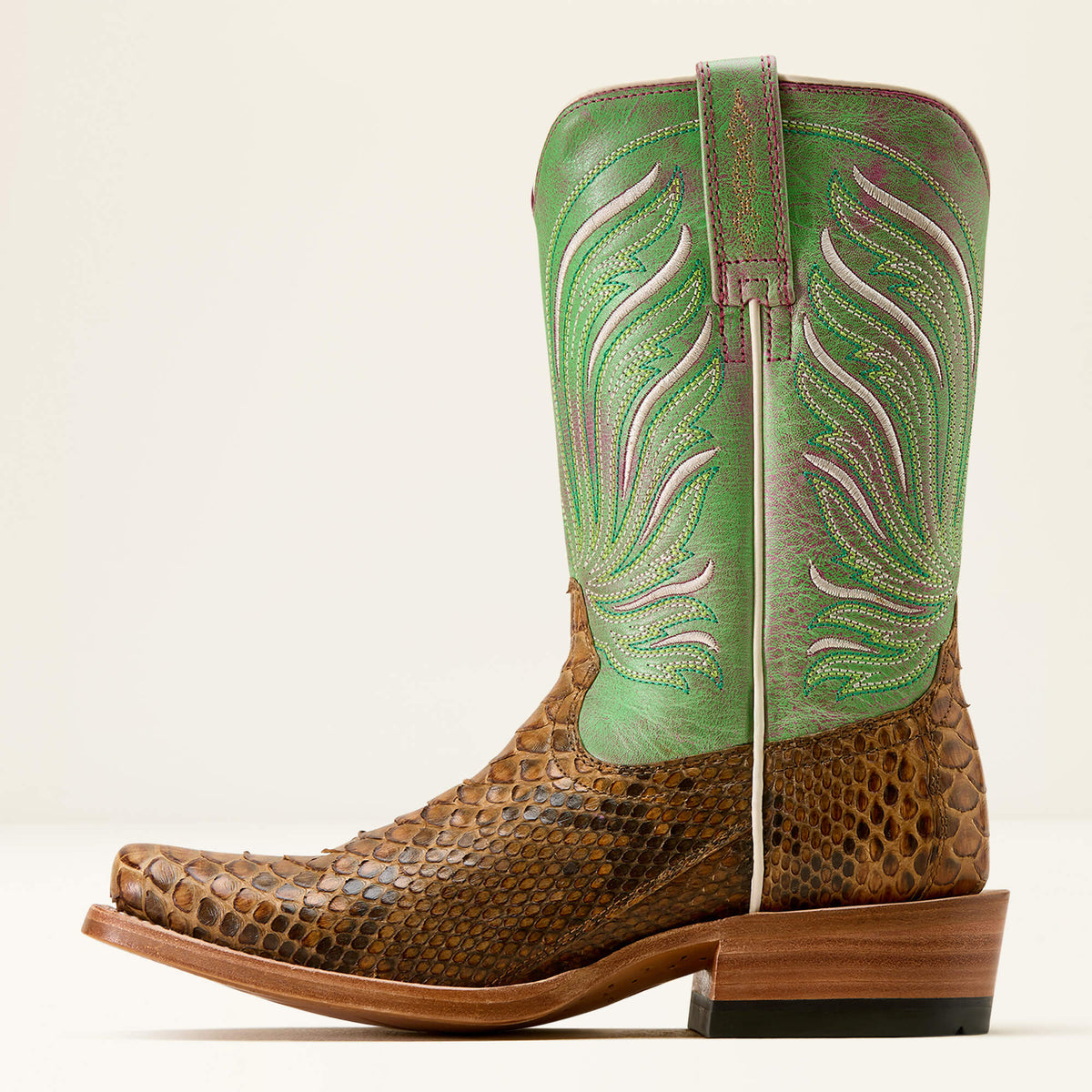 Ariat Womens Futurity Dash Narrow Cutter Toe Western Boot 10063725