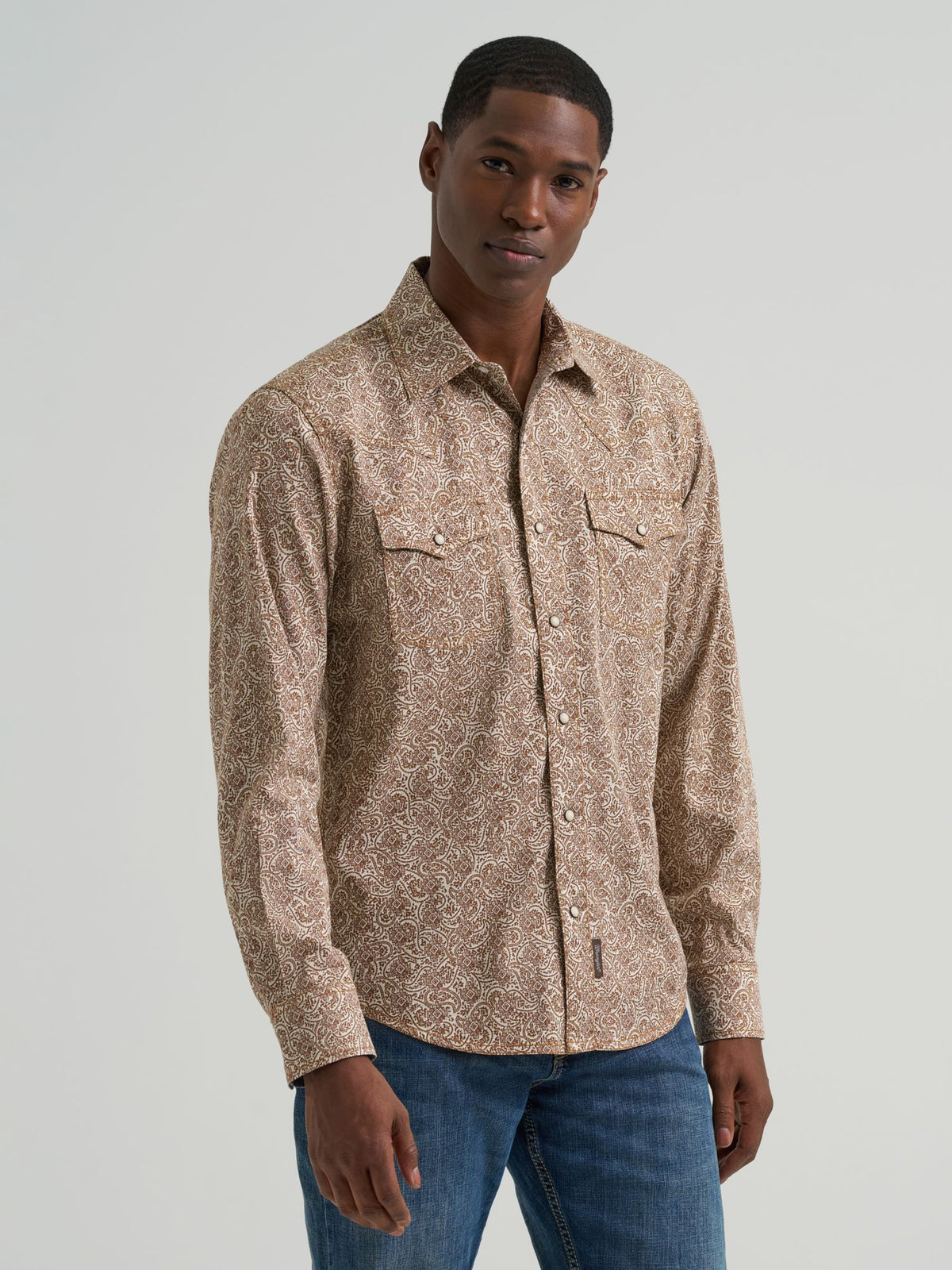 Wrangler Mens Retro Premium Long Sleeve Snap Shirt - Modern Fit Tan 112381536