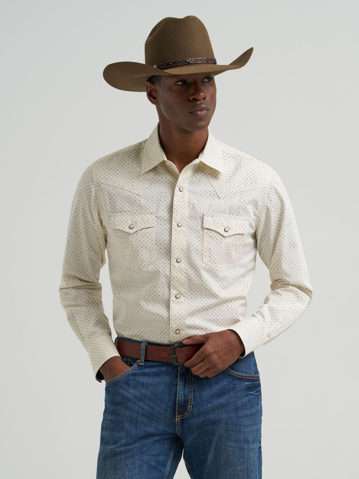 Wrangler Mens Retro Premium Long Sleeve Snap Shirt - Modern Fit Cream 112381537