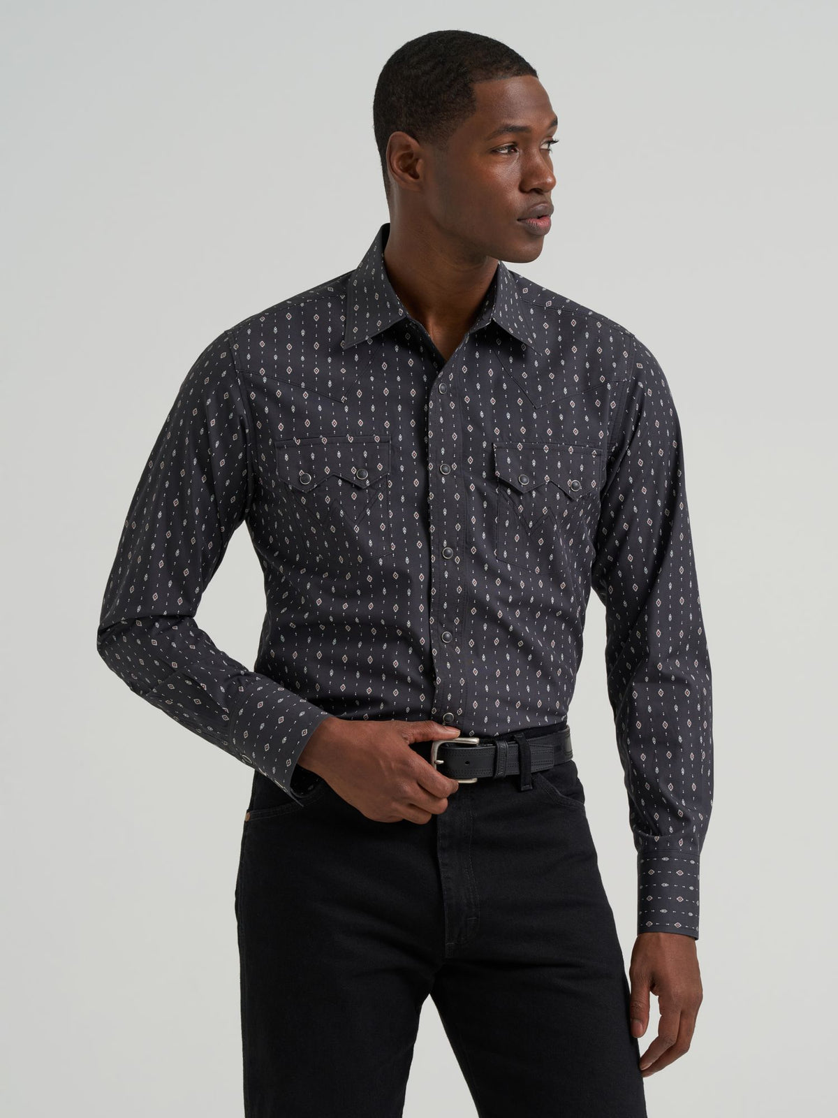 Wrangler Mens Retro Long Sleeve Shirt - Modern Fit Black 112381864