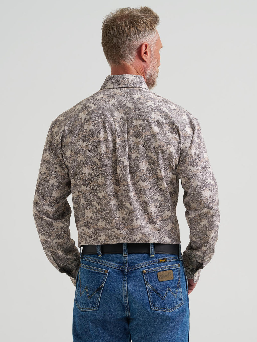 Wrangler Mens George Strait Collection Performance One Pocket Long Sleeve Shirt - Relaxed Fit Brown - view 4