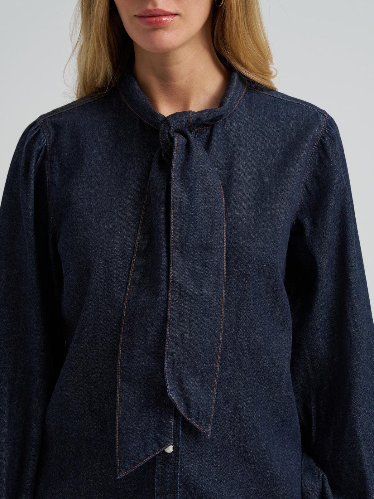Wrangler Womens Retro Punchy Denim Bow Snap Shirt Blue - view 4