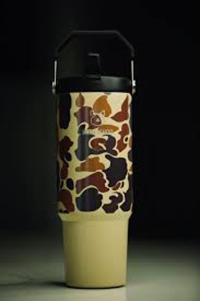 Hooch Hog 30oz Camouflage Water Bottle-HH0030WCAM