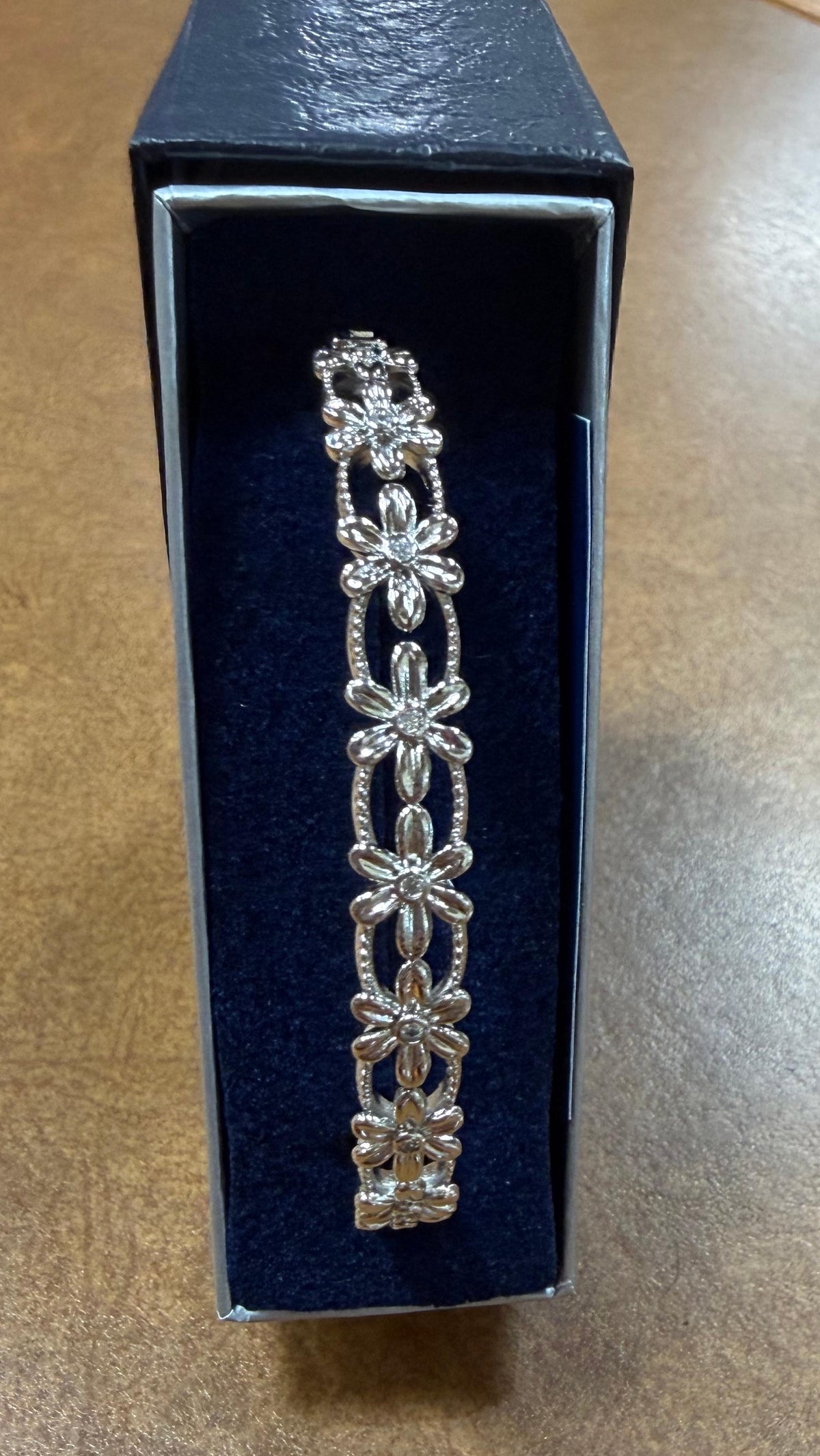 Montana Silversmiths Montana Silversmith Crazy Daisy Bracelet-BC5861