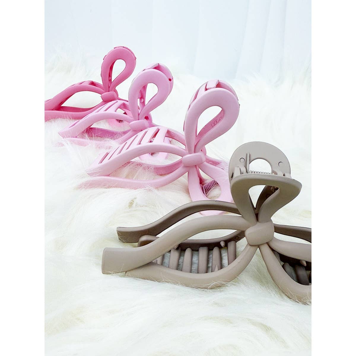 Love And Repeat Pink And Taupe Bow Hair Claw Clip LRSRCJHC471BW - view 13