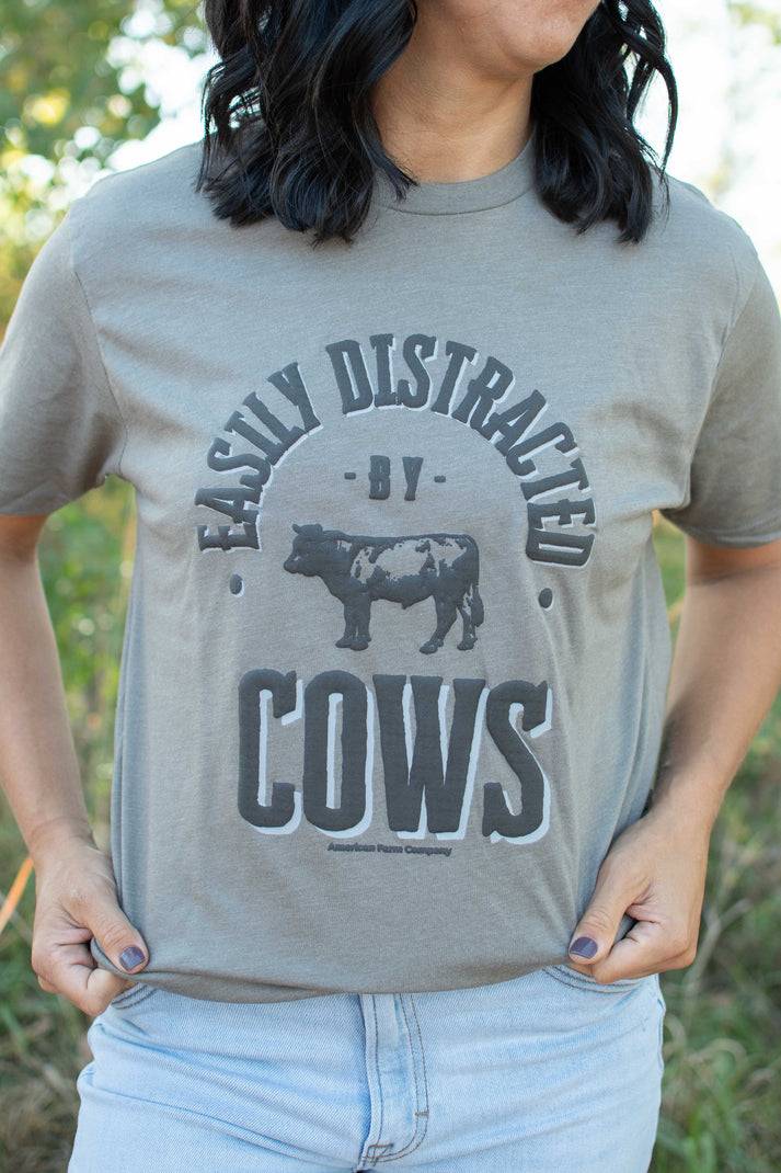 American Farm Company Women's Easily Distracted by Cows Tee